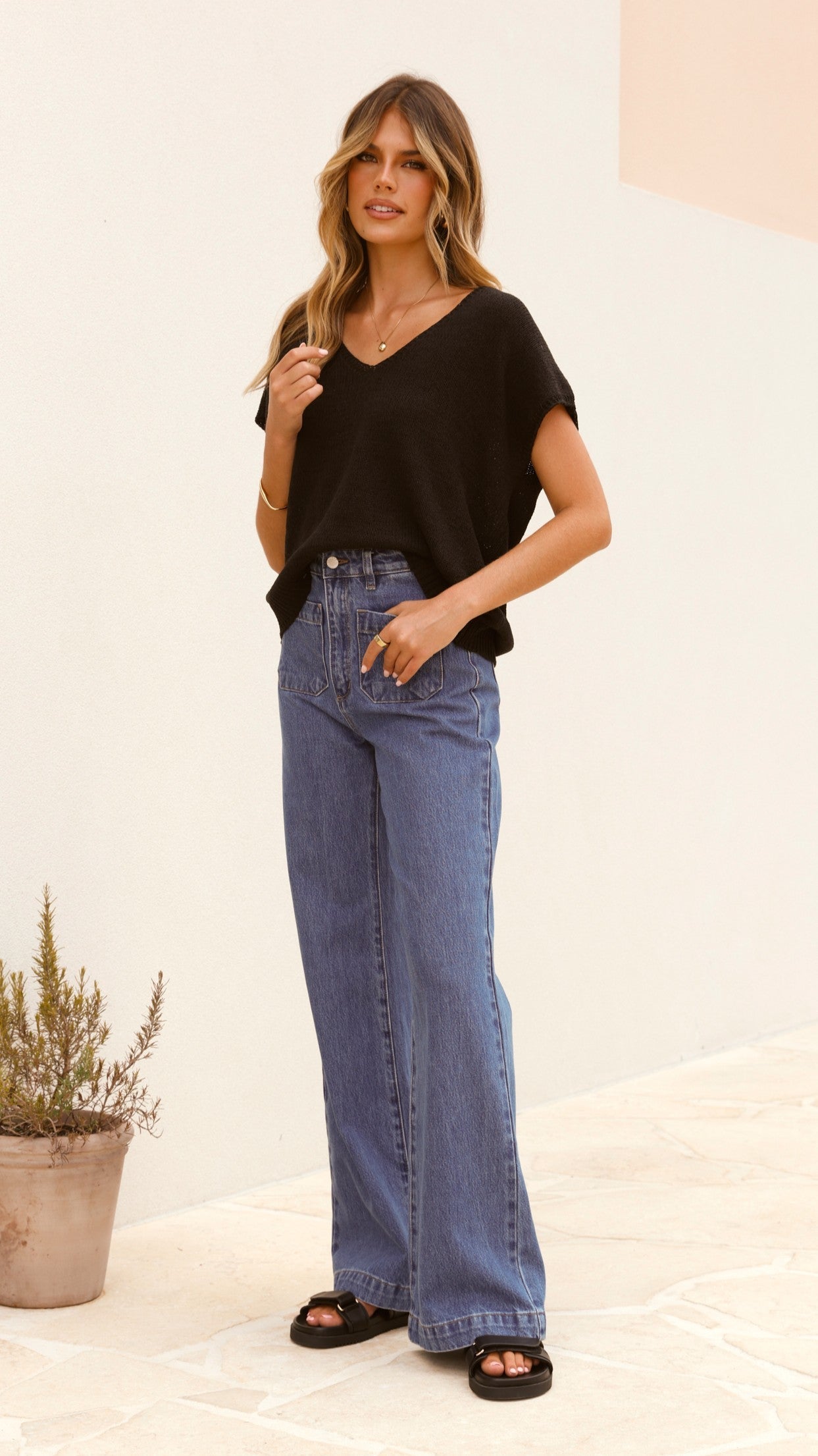 Stelaria Knit Top - Black